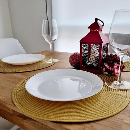 Acogedor, Con Garaje, Centrico.