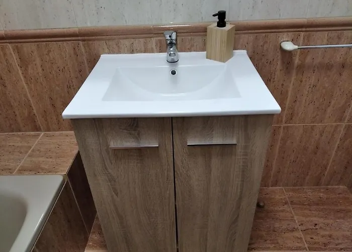 Acogedor, Con Garaje, Centrico. Apartman *