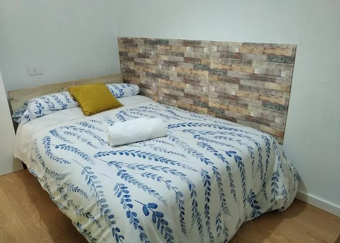 Acogedor, Con Garaje, Centrico.